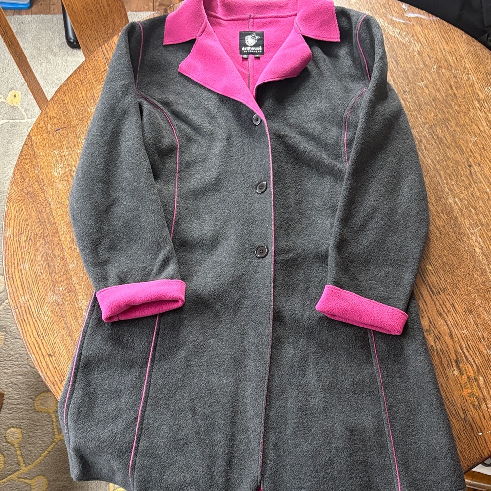Dollhouse vintage fleece coat size L great condition!
